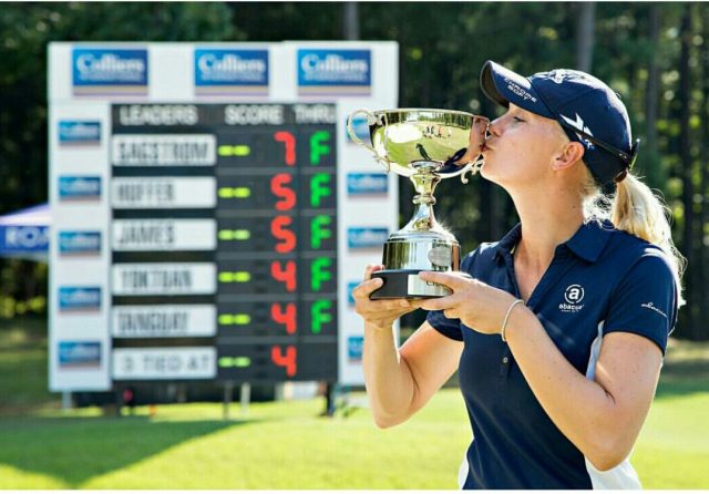 Jag vill också passa på att gratta denna brud som bara tar touren med storm. Madelene Sagström vann med 2 slag. Jag och Madde var 2 av tre tjejer som gick på Riksidrottsgymnasiet tillsammans i samma klass. Det är alltid lika skoj att ses. Madde vinner Order-Of-Merit listan iår för Symetra med hästlängder. Min säsong har inte på något sätt varit lika bra som Madde's och jag försöker lära så mkt som möjligt av henne. Men när hon säger att Elin din attityd och sätt att se på saker kommer alltid berörda mig då blir jag så glad och jag får hopp!! TACK 